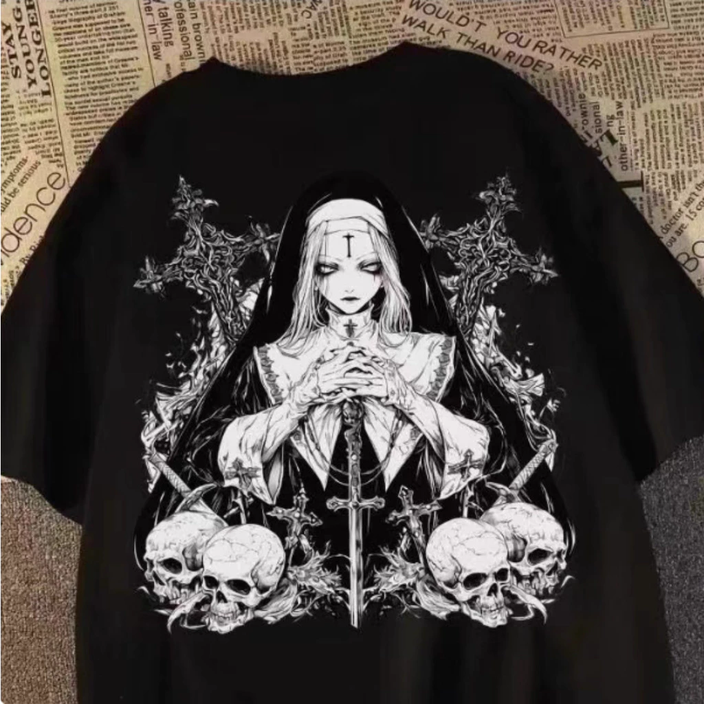 Camiseta Freira Gótica Unissex