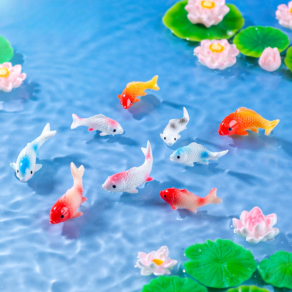 10 Pçs/set Dos Desenhos Animados Multicolores Peixe Koicarp Animal