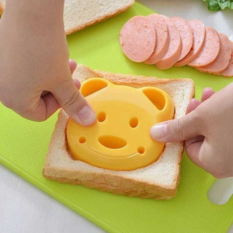 Cortador de Pão de Forma com Molde de Sanduíche – Design Urs