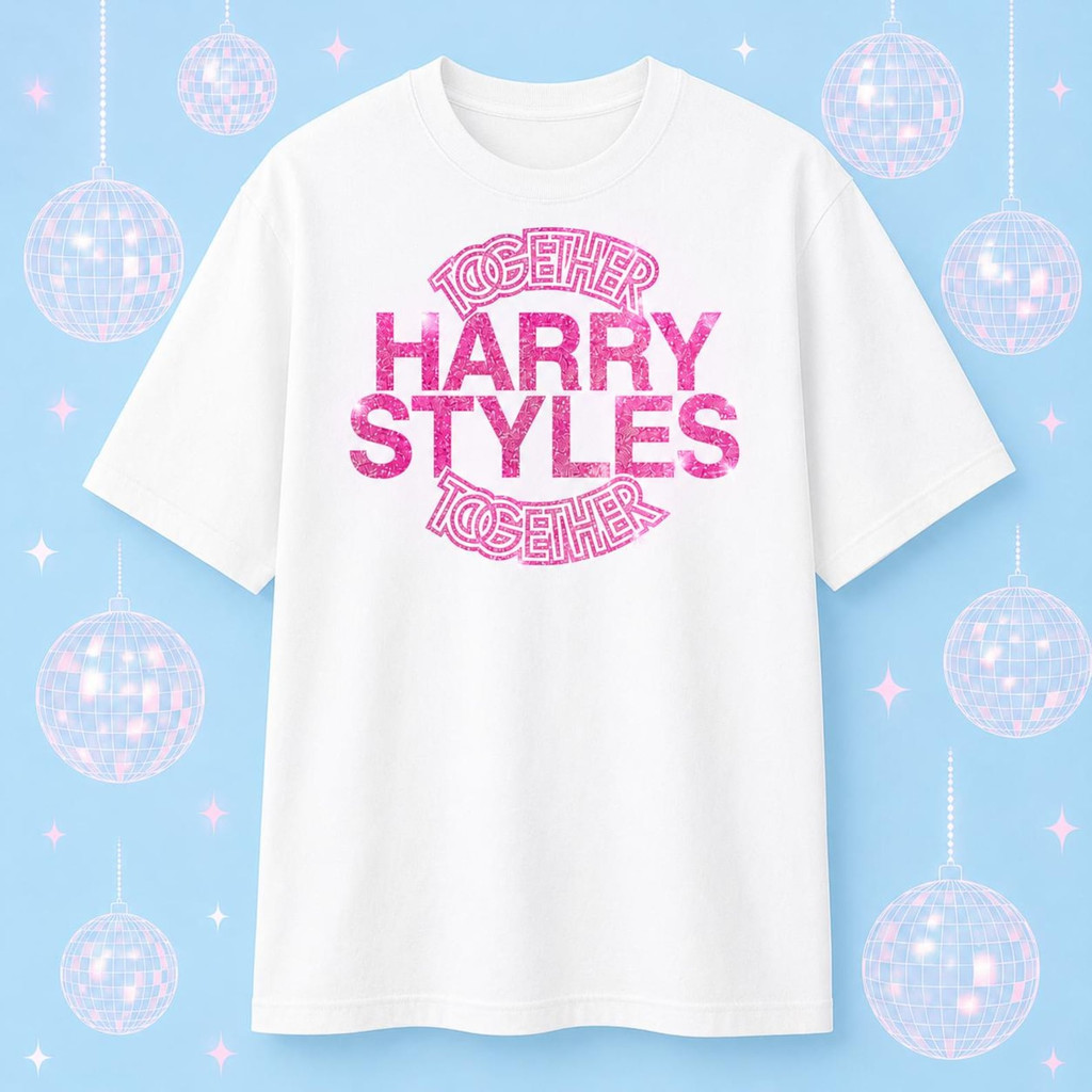 Camiseta Branca Unisex Design com Letras 