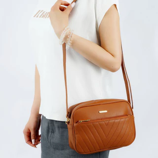 Bolsa Feminina Transversal de Ombro com Duplo Zíper marisa em Oferta na Shopee
