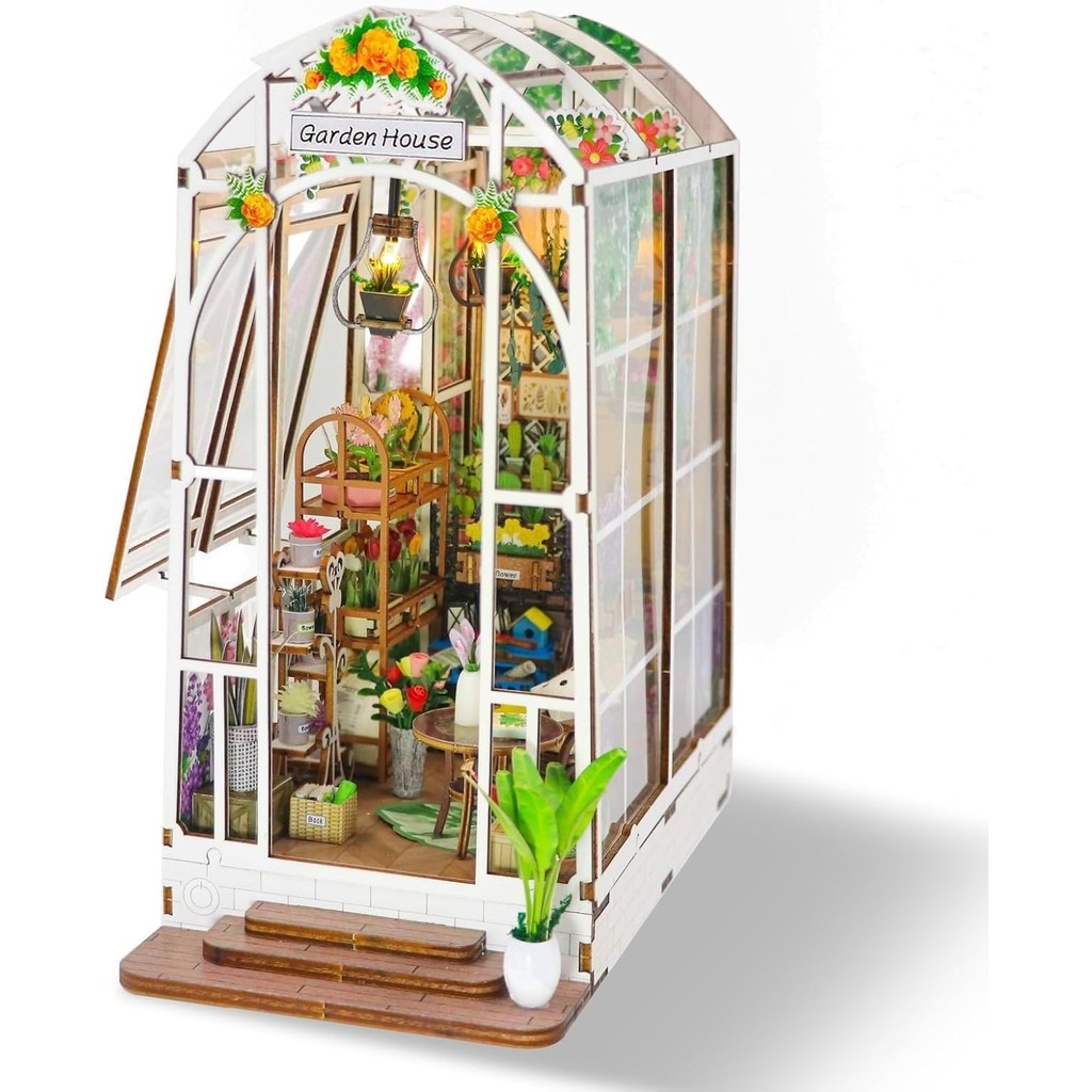 CUTEBEE Book Nook - Kit de construcción para casa de muñecas en Miniatura, casa de muñecas en Miniatura con Funda Protectora para el Polvo y luz LED, Booknook Library para Adultos(Panda