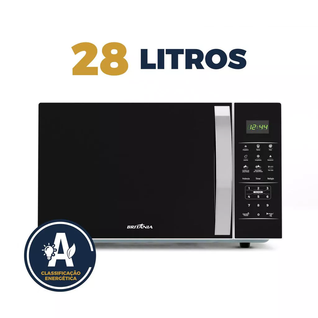 Visão frontal do Micro-ondas Britânia 28L BMO30, com selos de '28 LITROS' e 'CLASSIFICAÇÃO ENERGÉTICA A' visíveis.