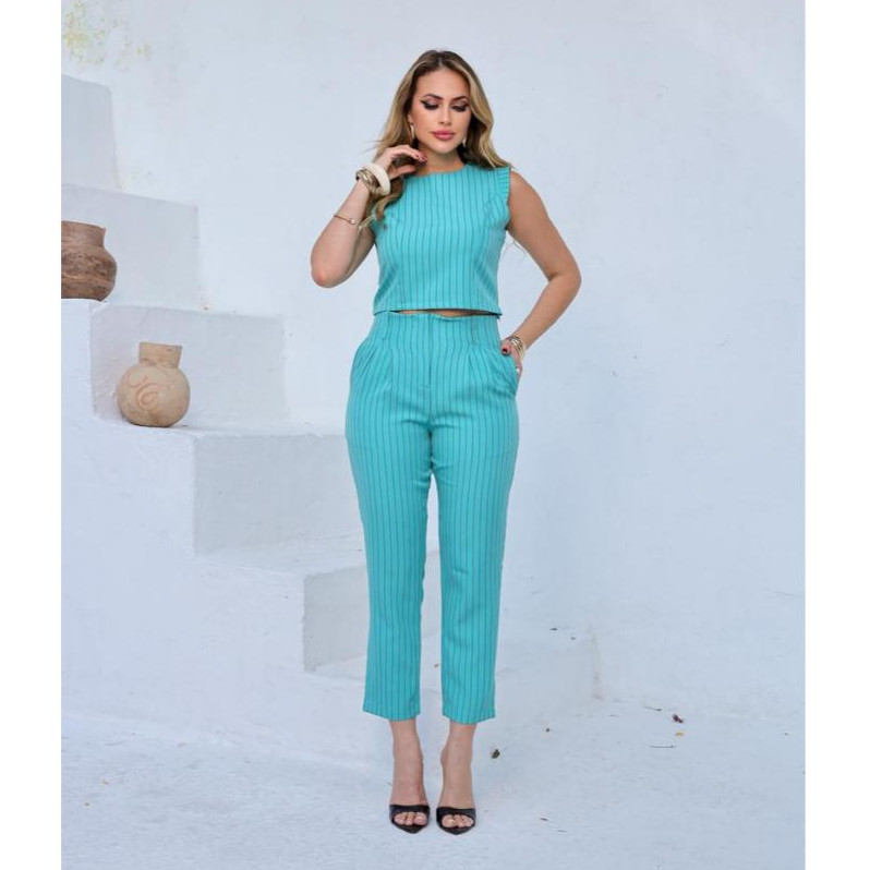 conjunto social calça e cropped listrados