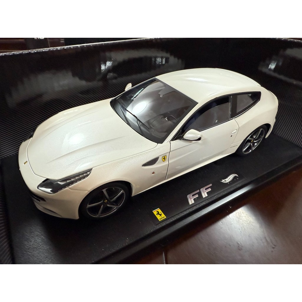 マテルエリート1/18フェラーリFF ホワイト ferrari ff 1/18 em Promoção na Shopee Brasil 2026