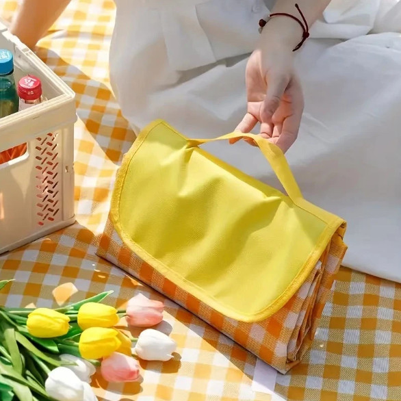 Canga Piquenique Impermeável 2x2m Dobrável com Alça para Camping Praia Parque Jardim | Shopee Brasil