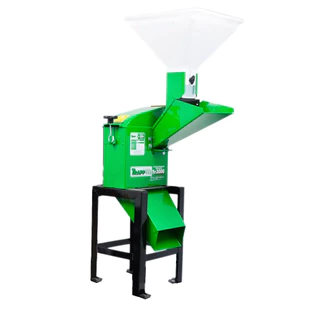 Triturador Forrageiro Trapp TRF 300G Uso Agroindustrial Rural e Agrícola Tritura Grãos Cereais em Oferta na Shopee
