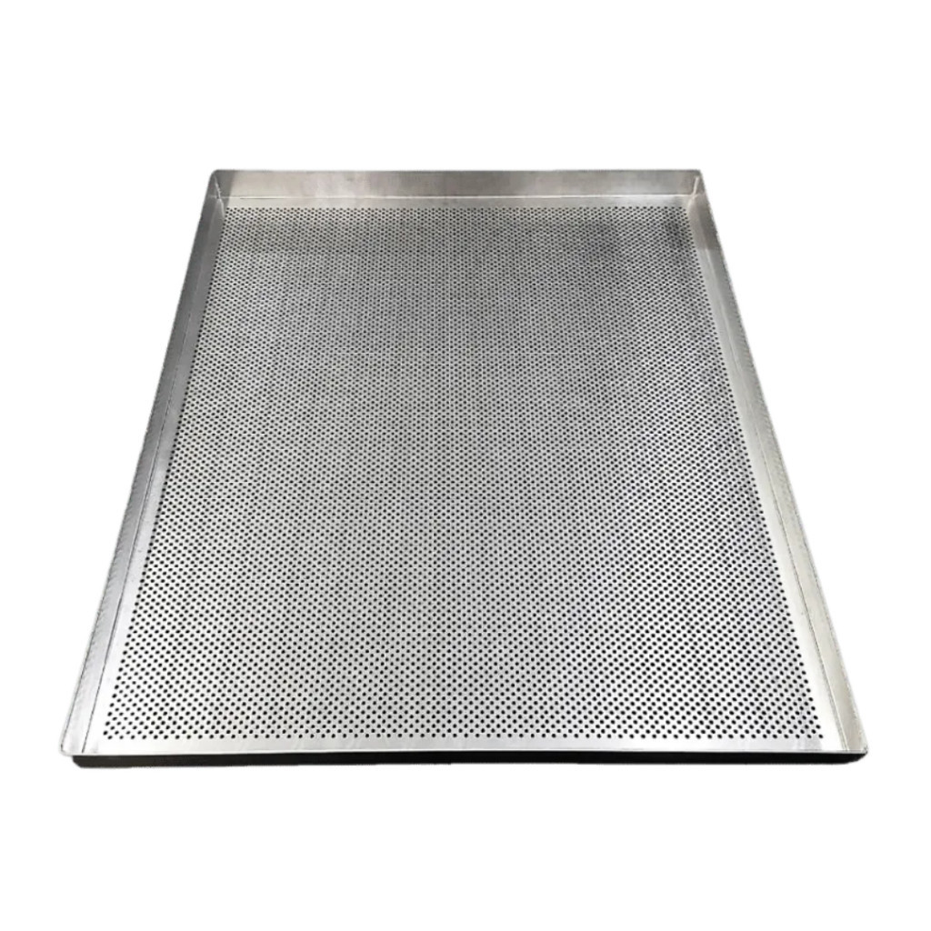 Assadeira Perfurada 40x30x1,5 Para Pães Biscoito Em Alumínio