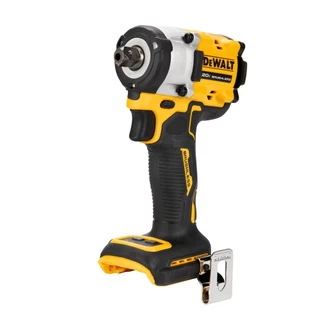 Chave de impacto a bateria 20V encaixe 1/2" Brushless Sem Bateria - DCF922B-B3 em Oferta na Shopee