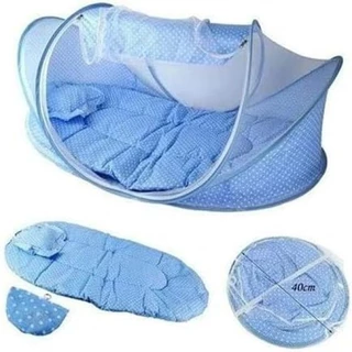 Berço Portátil Azul com Mosquiteiro e Estrutura Dobrável Leve e Prático para Bebês em Viagens