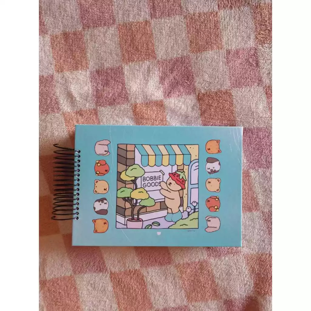 Livro de Colorir Bobbie Goods menino - 50 Páginas - capa Dura ...