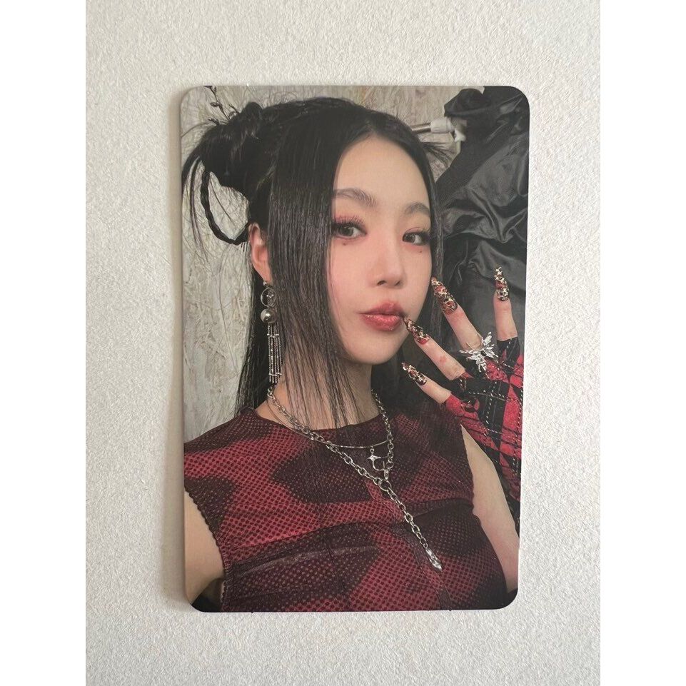 G) I-Dle-Idle SEO SOOJIN 1o Álbum Solo AGASSY Cartão Oficial