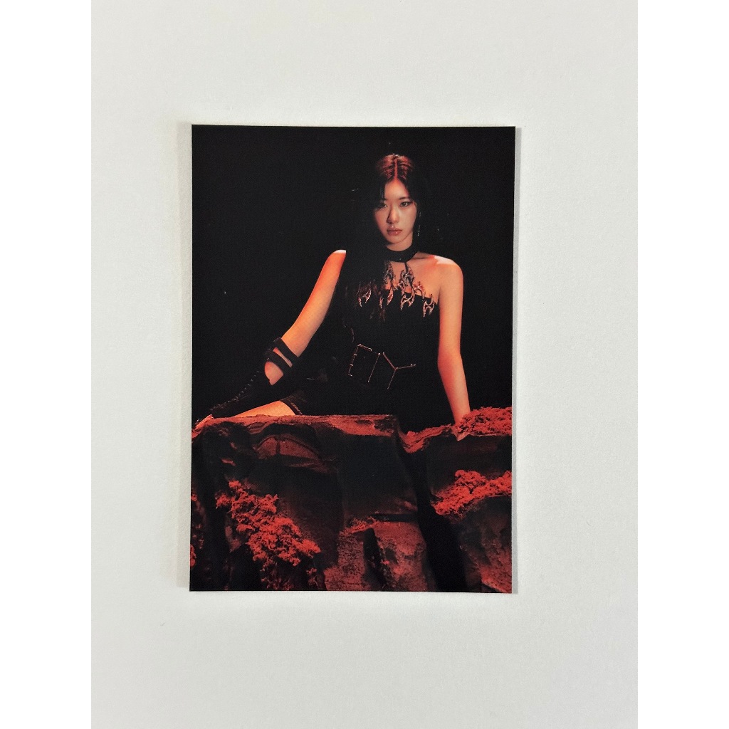 ITZY 2o Álbum BORN TO BE Official Fotocard-Chaeryeong | Shopee Brasil
