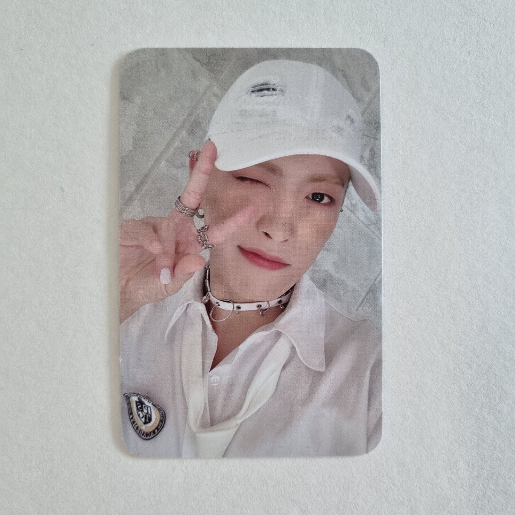 ATEEZ THE WORLD EP . 2 OUTLAW Plataforma Ver Cartão Fotográfico