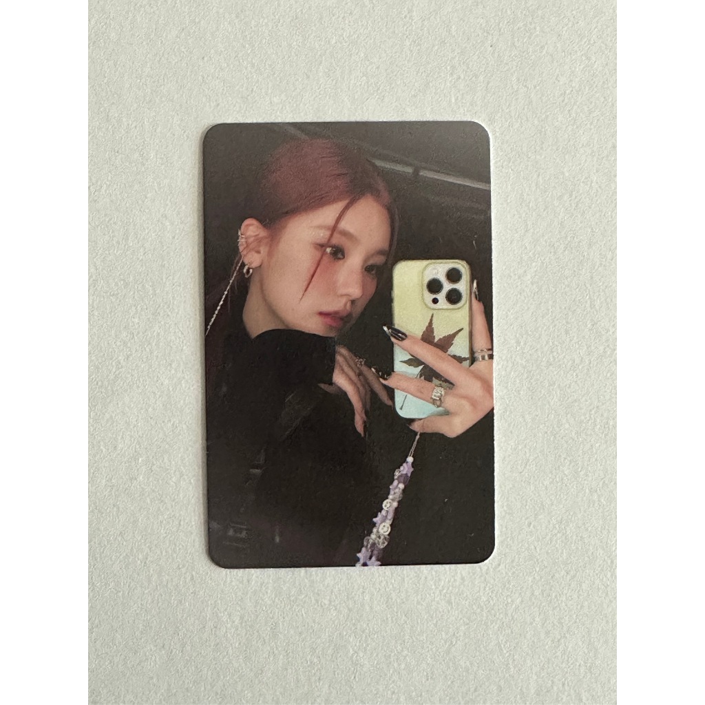 ITZY 2o Álbum BORN TO BE Official Fotocard-Yeji | Shopee Brasil
