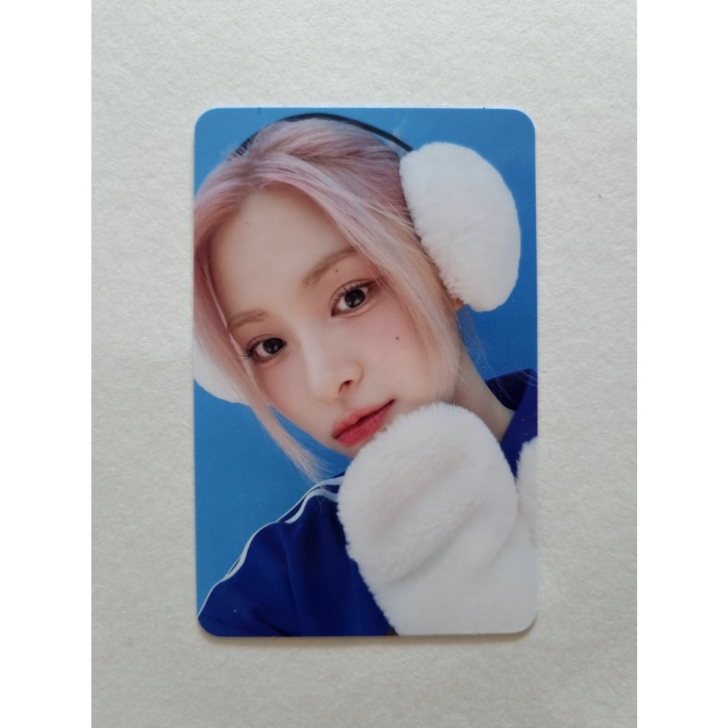 ITZY 2o Álbum BORN TO BE Official Photocard POB Makestar Soundwave