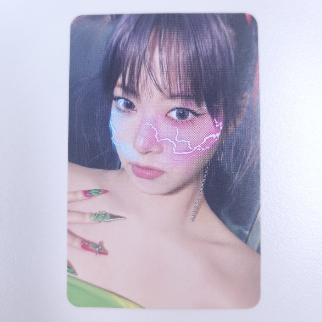 OFFICIAL] LE SSERAFIM CRAZY STANDARD Ver ALBUM PHOTOCARD | Shopee
