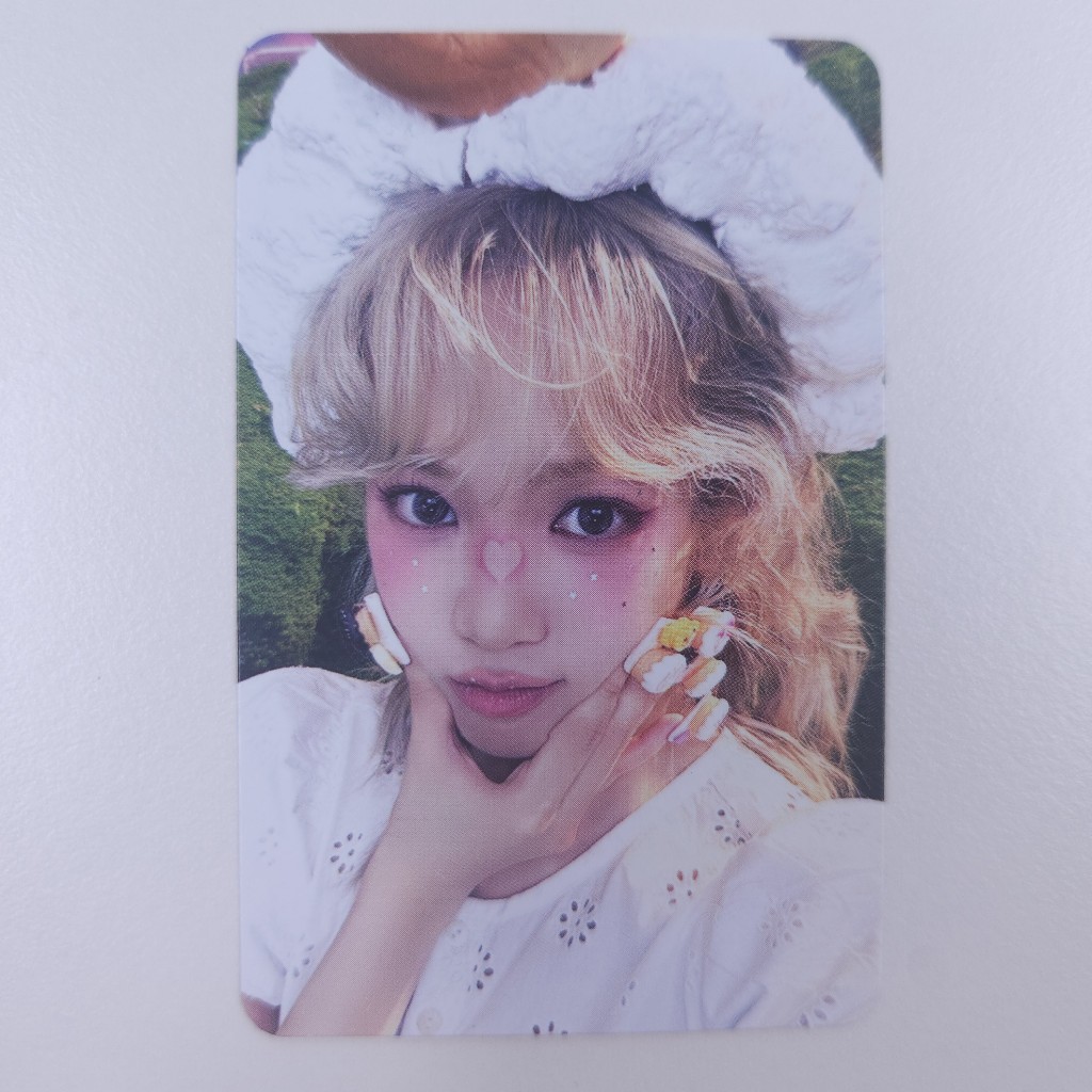 OFFICIAL] LE SSERAFIM CRAZY STANDARD Ver ALBUM PHOTOCARD | Shopee