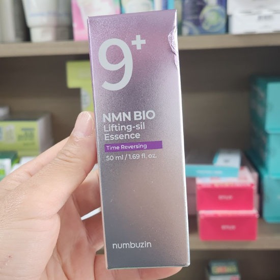 Edição OLIVE YOUNG : No . 9 NMN Bio Lifting sil Essence 50ml