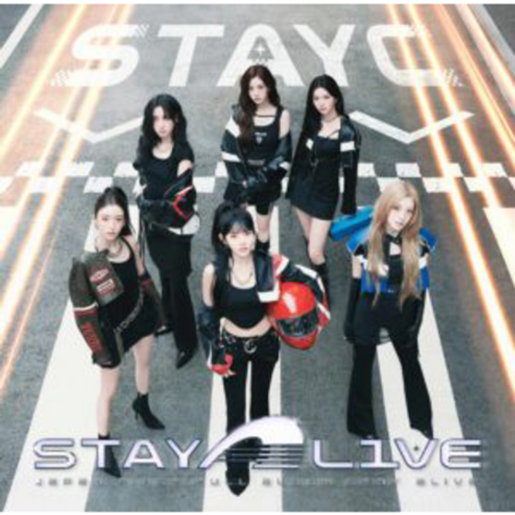 STAYC - JAPAN 1st ALBUM - STAY ALIVE (12th Feb.2026) | Shopee Brasil