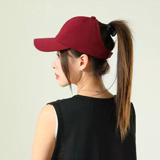 Boné Feminino com Design Moderno de Rabo de Cavalo