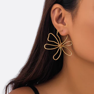Brincos Grandes De Flores De Metal Oco Para Mulheres Pingentes Elegantes E 2024 Acessórios De Moda Meninas Jóias Femininas Presentes