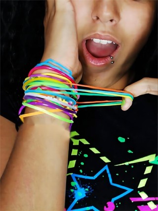 20 Pulseiras Elásticas de Silicone Luminoso Colorido Único Pulseiras Elásticas de Silicone para Senhoras Moda Hip Hop