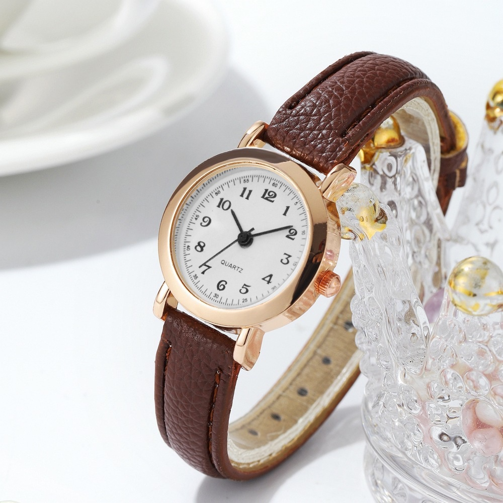 Senhoras Casual pulseira de couro pequeno relógio de quartzo feminino ins estilo pequena luz luxo