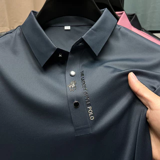 Marca Pólo Bonito Camisa Polo Manga Curta 2024 Summer Fashion Bordados De Verão Casual Cool Feeling Ice Silk T-Shirt Tendência Homem Vestuário