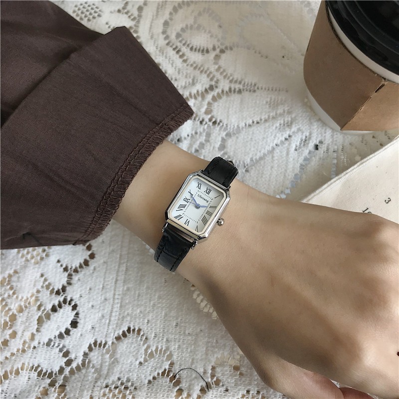 Relógio de Quartzo Feminino À Prova d'Água Vintage Pequeno Quadrado para Nichos de Mercado