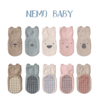 Meias antiderrapantes Nemo BABY para meninos e meninas, vários padrões fofos, tecido respirável TL04