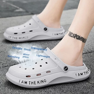 Sapatos de Verão Novo Estilo Buraco de Verão Versão Coreana para Homens Versão Coreana Trendy All-Match Soft-Soled Toe-Covered Slippers masculinos Anti