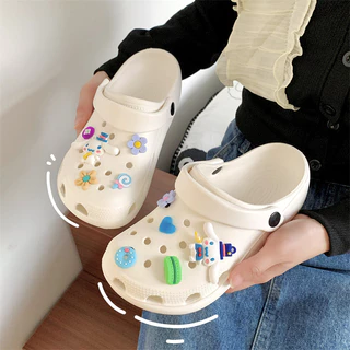 Sapatos de Buraco Fêmea Cachorro de Verão Fêmea Cachorro de Verão Fofo de Verão Fofo de Verão Fofo de Estudante com Respiração Suave Pisar na Merda Sinta-se ao Ar Livre Vestir Grosso