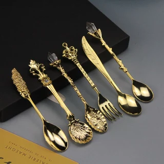 6Pcs/Set Colher De Café Esculpido Vintage Chá Retro Zinco Liga De Sobremesa Colheres De Mesa Talheres De Cozinha
