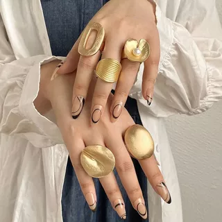 Moda Ajustável Grandes Anéis Geométricos Matais Irregulares Para Mulheres Senhoras Da Tendência Empilháveis Em Ouro/Prata Anel De Dedo Acessórios De Mão Femininos/Meninas 2024 Jóias Presentes