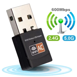 Adaptador WiFi 600 Mbps, dual band, USB, 2.4 GHz e 5 GHz, para PC e laptop em escritório.