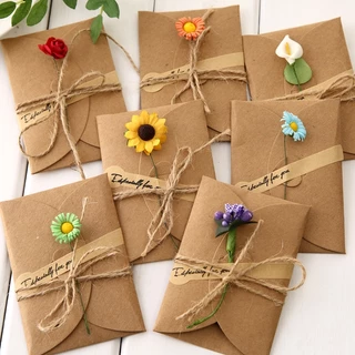 Cartão de Felicitações Criativo de Flores Secas em Papel Kraft Feito à Mão para Enviar Presente de Bênção
