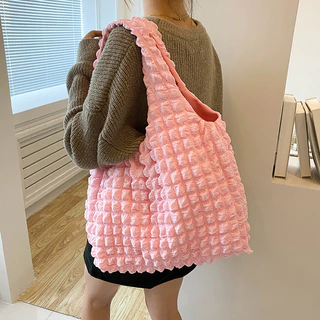1PC Bolsas De Verão Com Nuvem Pregueada Femininas De Grande Capacidade Ombro Para Meninas De Compras Tote ﻿ Festas E
