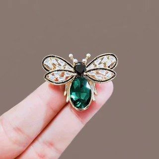 Broche de abelha pequena da moda de alta qualidade adequado para mulheres broche de pino Anti-reflexo retrô de nicho fof