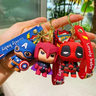 Q Versão Marvel Series Keychain Cartoon Cartoon Spiderman Doll Car Keychain Pendant Presentes Estudantis