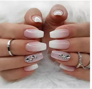 24 peças puro desejo branco Glitter strass conjunto de unhas falsas destacáveis