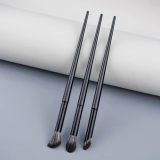 Conjunto de 3 pacotes de escovas de maquiagem Conjunto de escovas de maquiagem Escova de destaque de chama Escova corretiva de sombra Escova de contorno oblíquo Conjunto de viagem