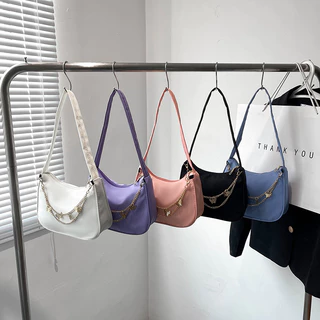 Sacos De 1 Peça De Moda Femininos Ombro Em Corrente Borboleta Cor Pura Mão Elegante Senhoras Pequenas Bolsas Hobos Para Festa E Viagemz