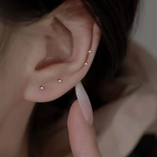 Novo estilo brincos femininos simples requintado pequeno osso de orelha Studs clássico moda orelha Piercing vara um par 