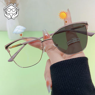 Óculos Fotocrômicos Anti-Radiação com Lentes Substituíveis e Molduras de Retro para Mulheres e Homens