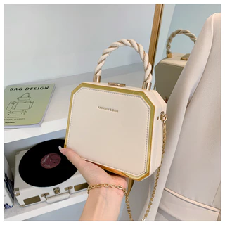 Bolsa feminina nicho caixa bolsa cor doce moldar bolsa feminina corrente ombro mensageiro bolsa moda cor sólida bolsa PU moldar bolsa textura ombro mensageiro bolsa quadrada