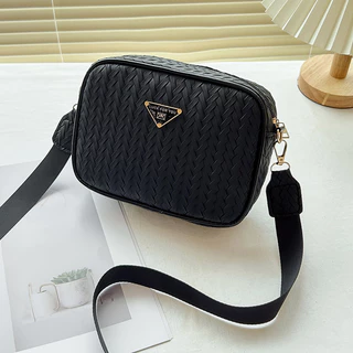 Câmera Crossbody GUESS Little Bay