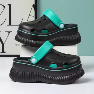 Chinelos De Verão Casuais Plataforma EVA Sapatos Com Furos Aumentados Femininos Slip On Soft Sole Casual Slippers Versáteis Antiderrapantes