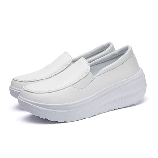 Novo MD Inferior Sapatos De Balanço Branco Esportivos Enfermeira Femininos Fundo Grosso Cunha Plataforma Únicos