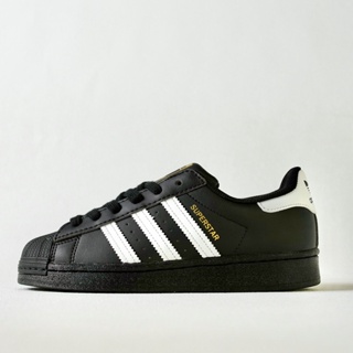 Conchas best sale negras adidas